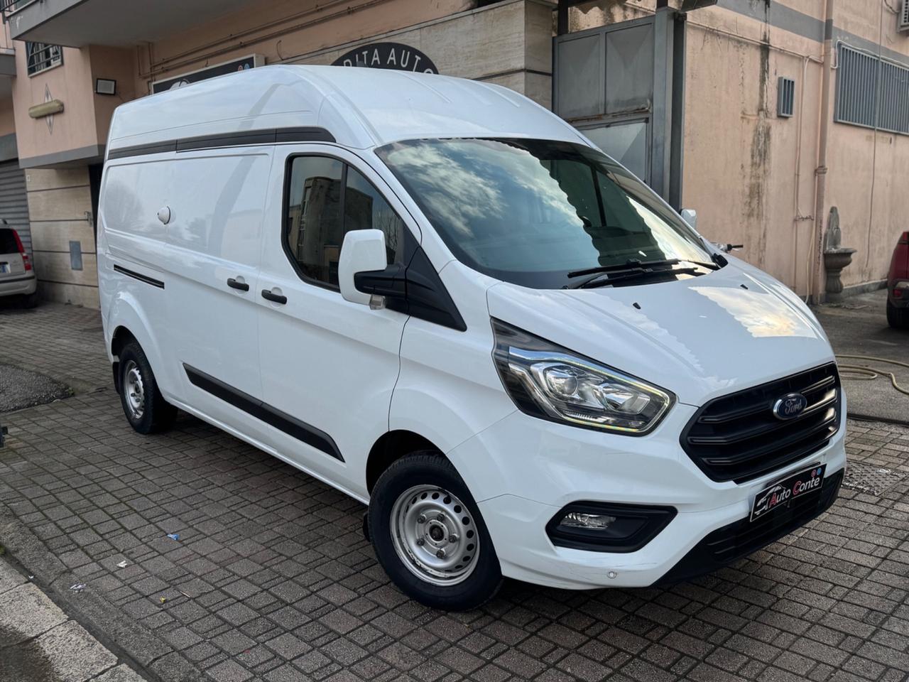 Ford Transit Custom Transit Custom 300 2.0 EcoBlue Hybrid 130 PC Furg. Titanium