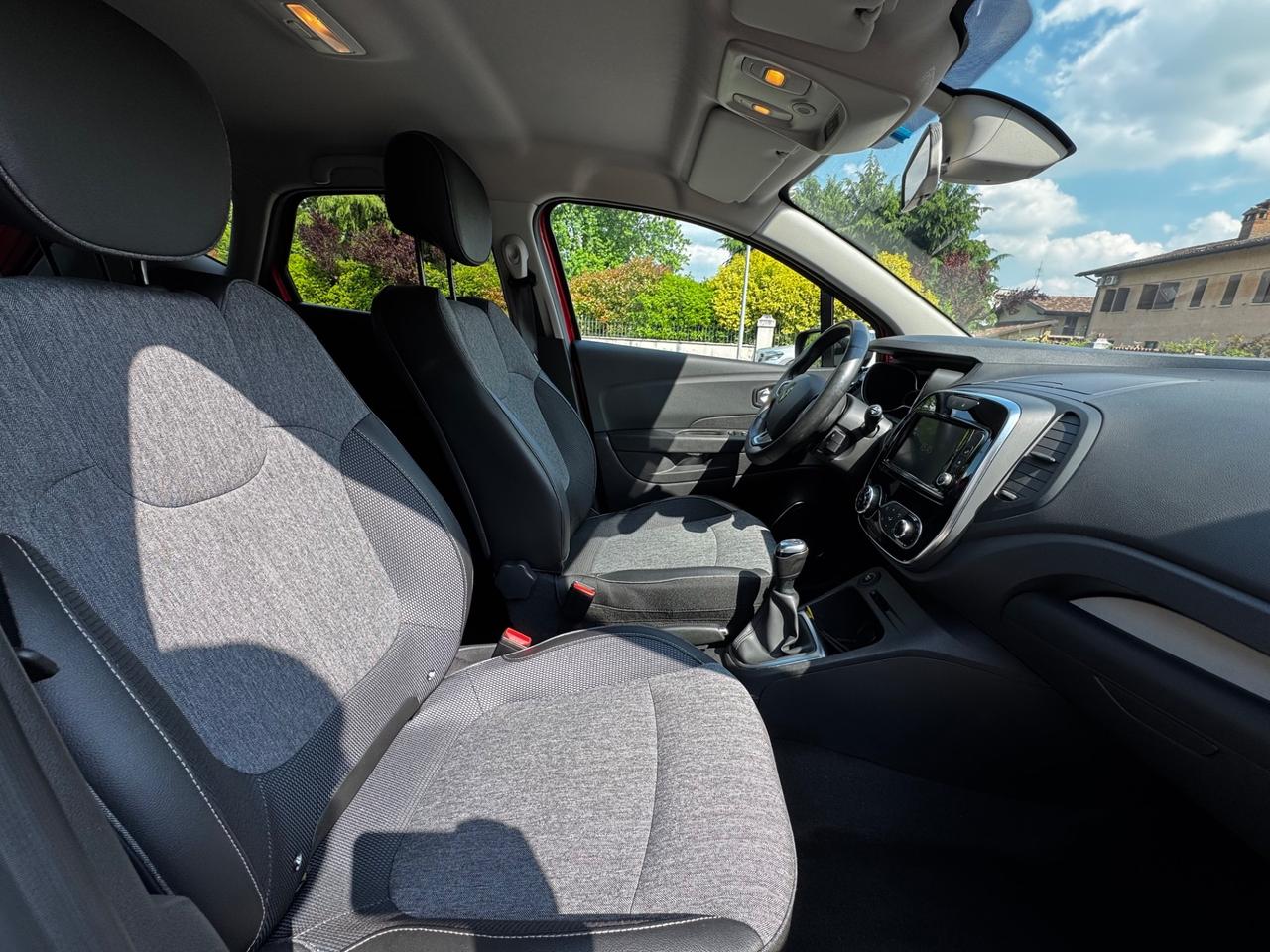 Renault Captur 900, benzina, anno 2019, 92.000 km!