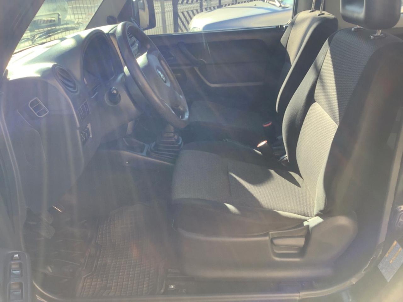 Suzuki Jimny 1.3i 16V cat 4WD JLX Più