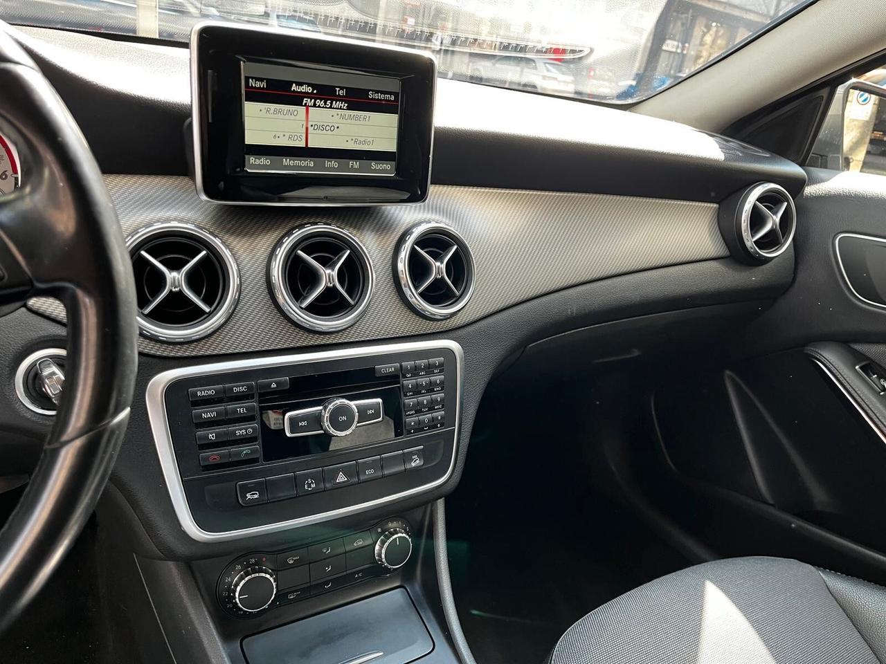 Mercedes-benz GLA 200 CDI Automatic 4Matic Premium