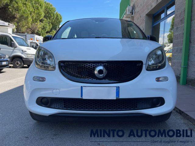 SMART ForFour 1.0 PASSION 71CV VOLANTE MULTIFUNZIONE BLUETOOTH