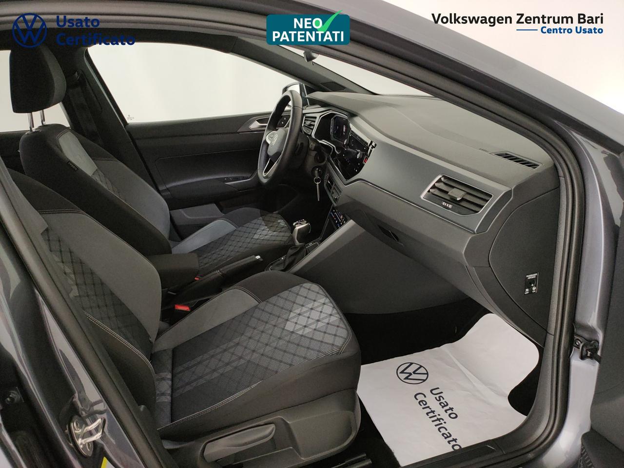 Volkswagen Polo 1.0 tsi r-line 95cv dsg
