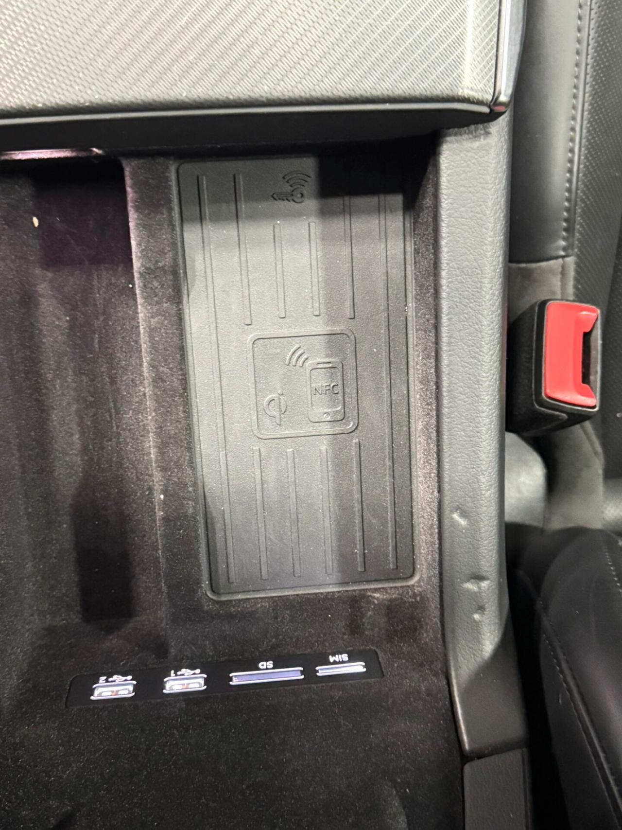 Audi A6 40 2.0 TDI quattro ultra S tronic Business Design