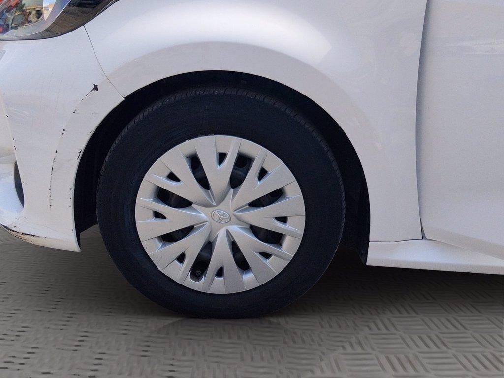 TOYOTA Yaris 1.0 business del 2023