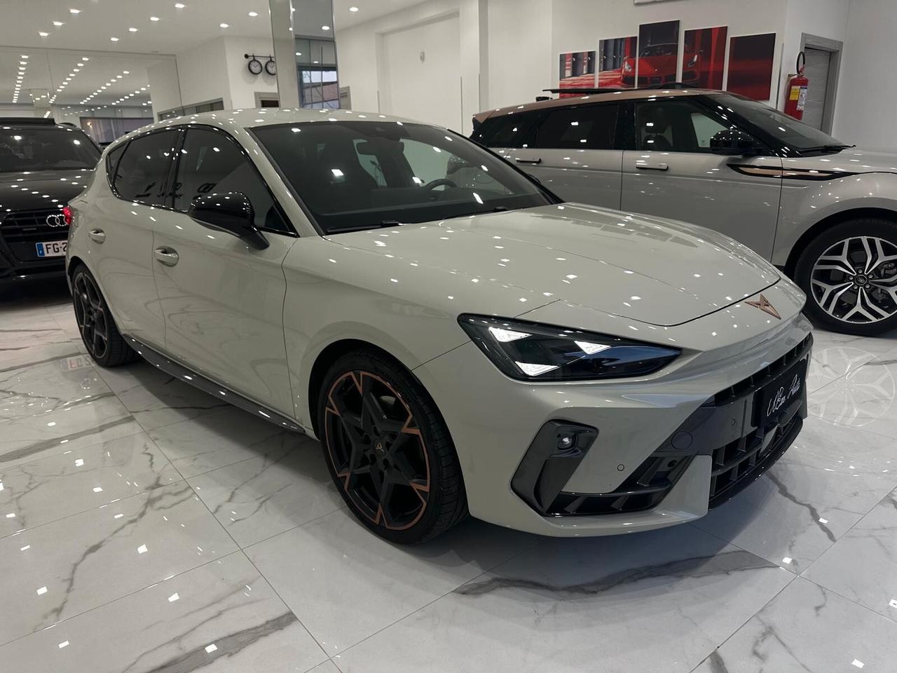 Cupra Leon 1.5 Hybrid 150 CV DSG