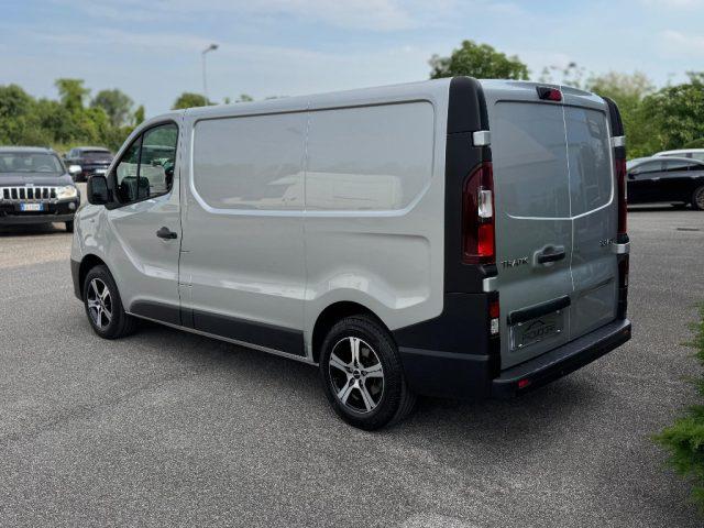 RENAULT Trafic T27 1.6 dCi 125CV S&S PC-TN *UNIPROP*+IVA*