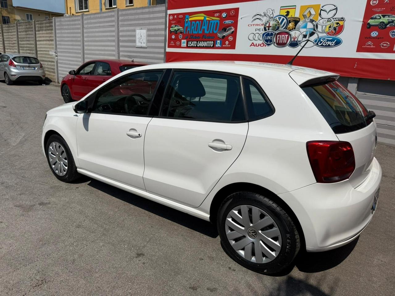 Volkswagen Polo 1.2 TDI 75cv Comfortline - 2014