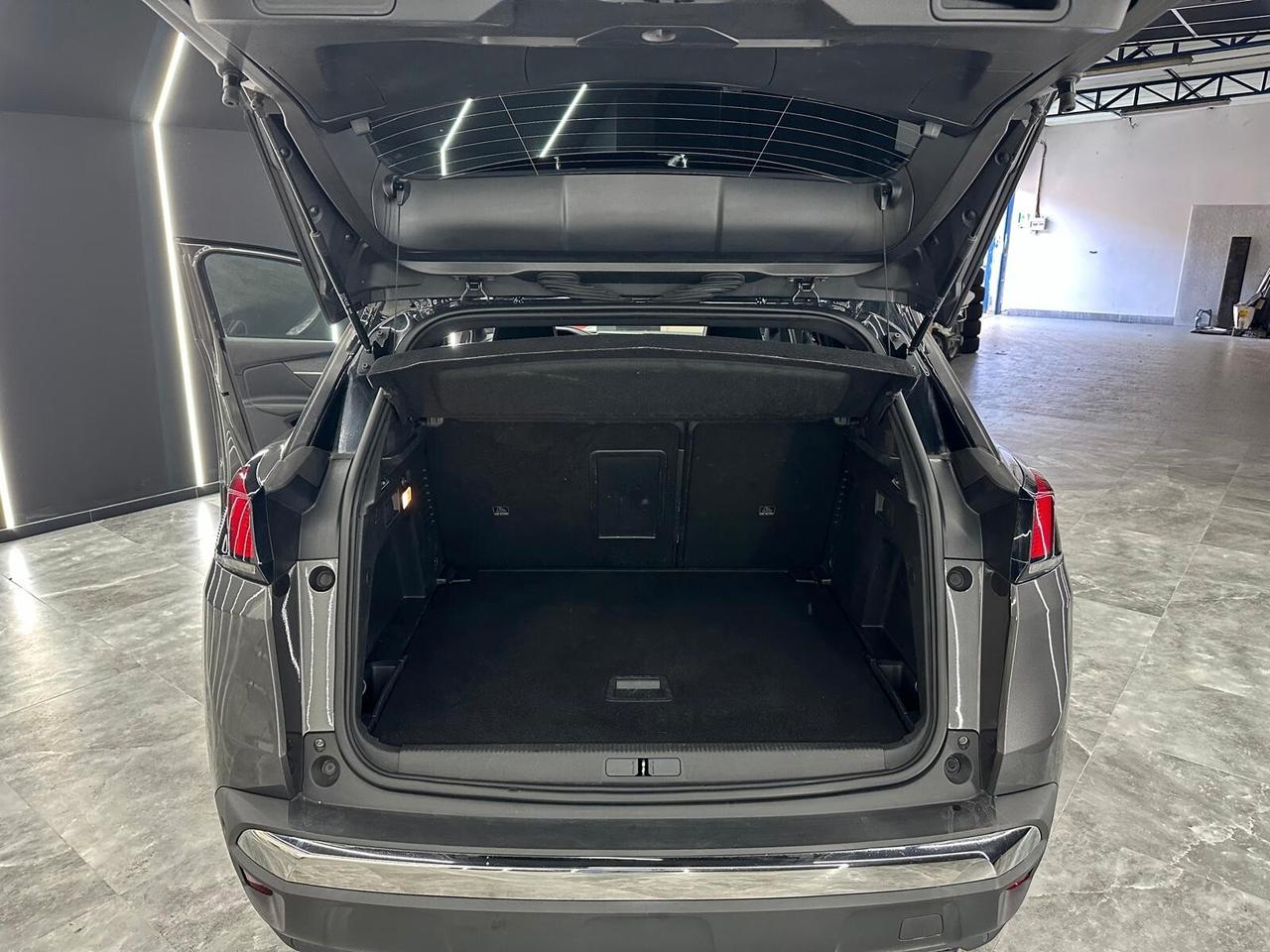 Peugeot 3008 BlueHDi 150 S&S Business