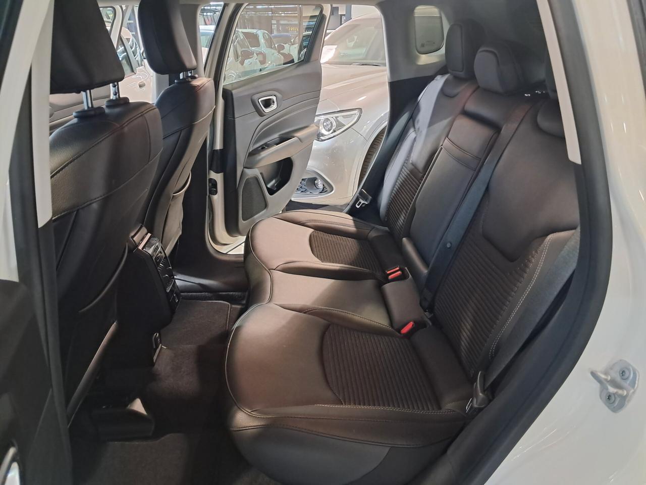 Jeep Compass 1.3 Turbo T4 190 cv PHEV AT6 4xe Business Plus