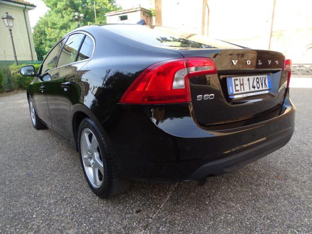 VOLVO S60 DRIVe Kinetic