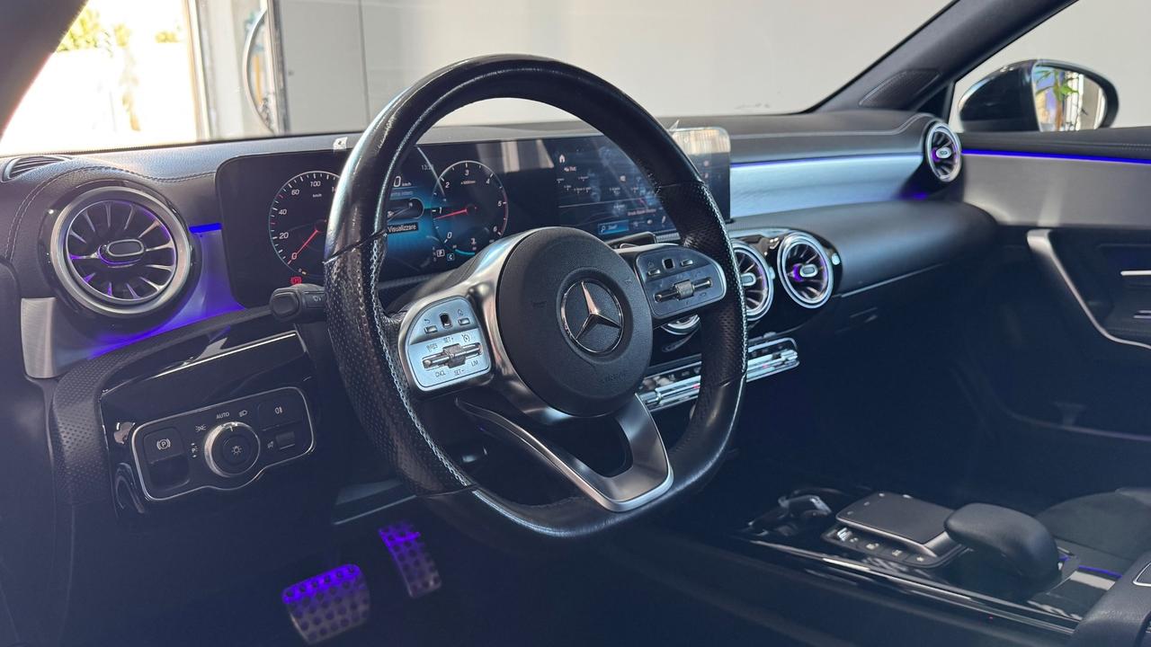 Mercedes-benz A 180 d Amg Premium-2022