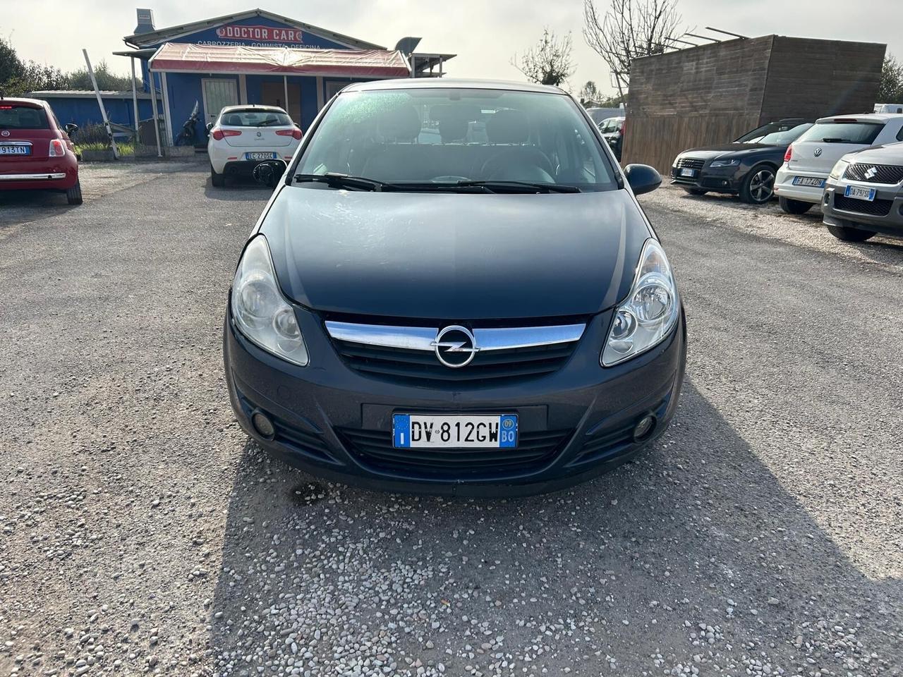 Opel Corsa 1.2 5 porte Enjoy GPL NEOPATENTATI