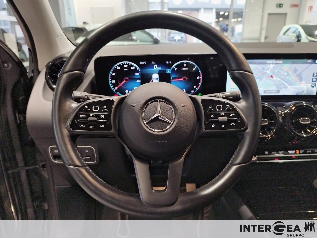 Mercedes-Benz GLA 200 d Business Extra auto