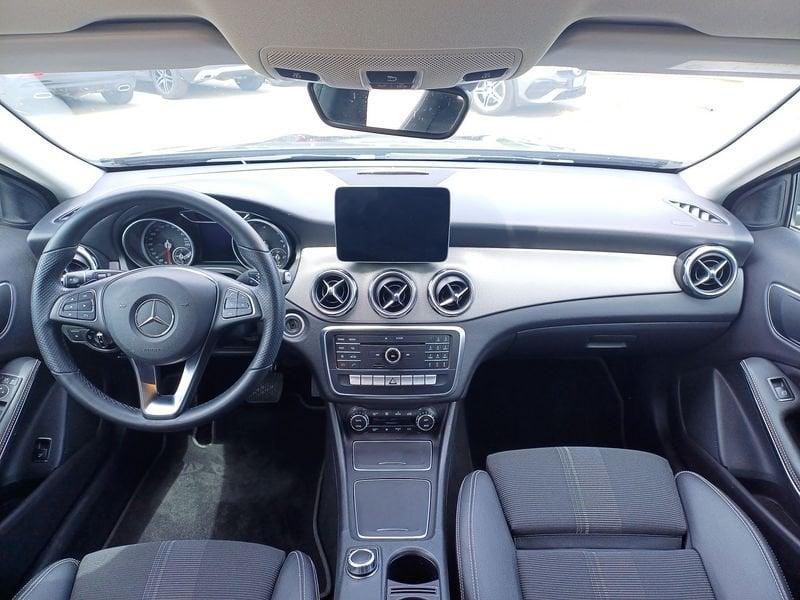 Mercedes-Benz GLA 200 d Sport 4matic auto