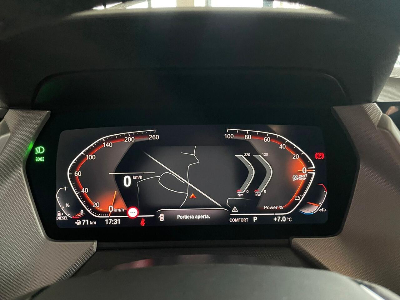 BMW 116d SPORT AUT 116cv *COCKPIT*