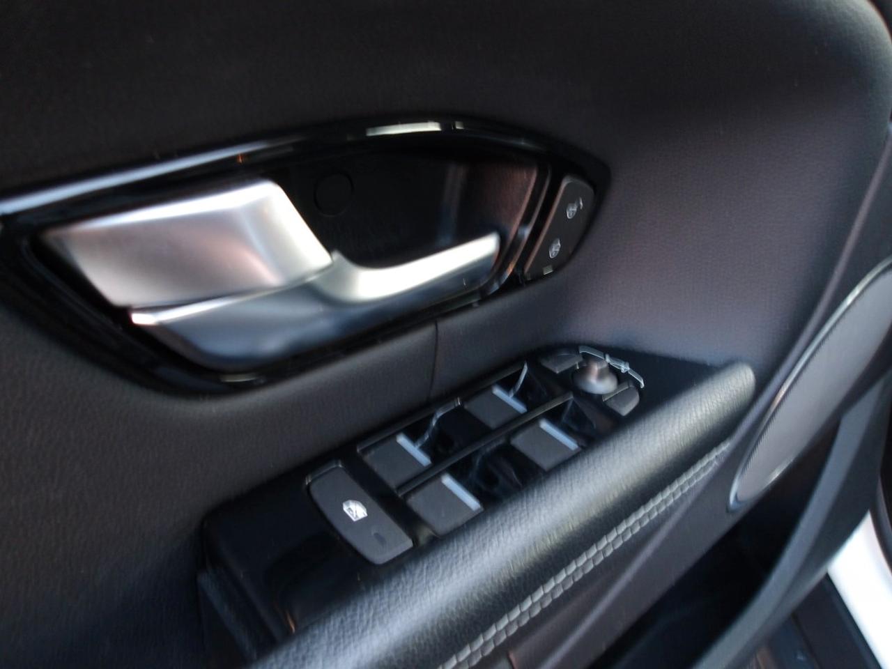 Land Rover Range Rover Evoque 5 Porte Range Rover Evoque 5p 2.0 td4 SE 150cv auto