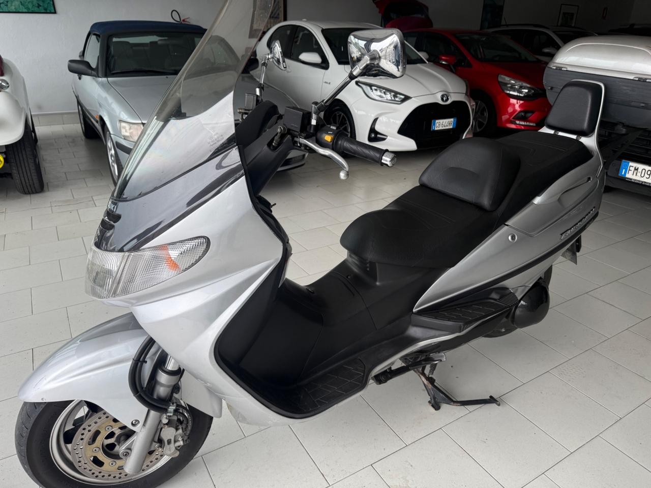 Suzuki Burgman 400