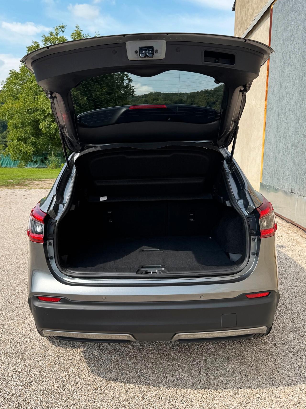 Nissan Qashqai 1.2 N-Connecta 115cv | GARANZIA 12 MESI