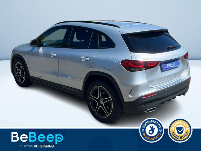Mercedes-Benz GLA 200 D PREMIUM AUTO
