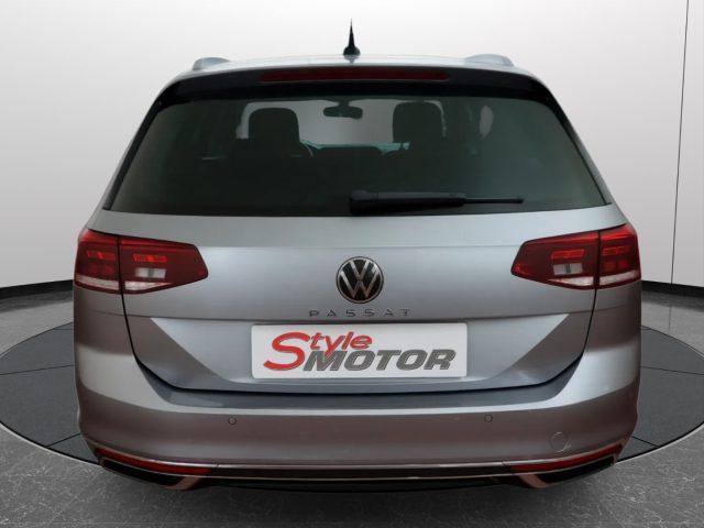 VOLKSWAGEN Passat Variant 2.0 TDI SCR EVO DSG Executive Certificata