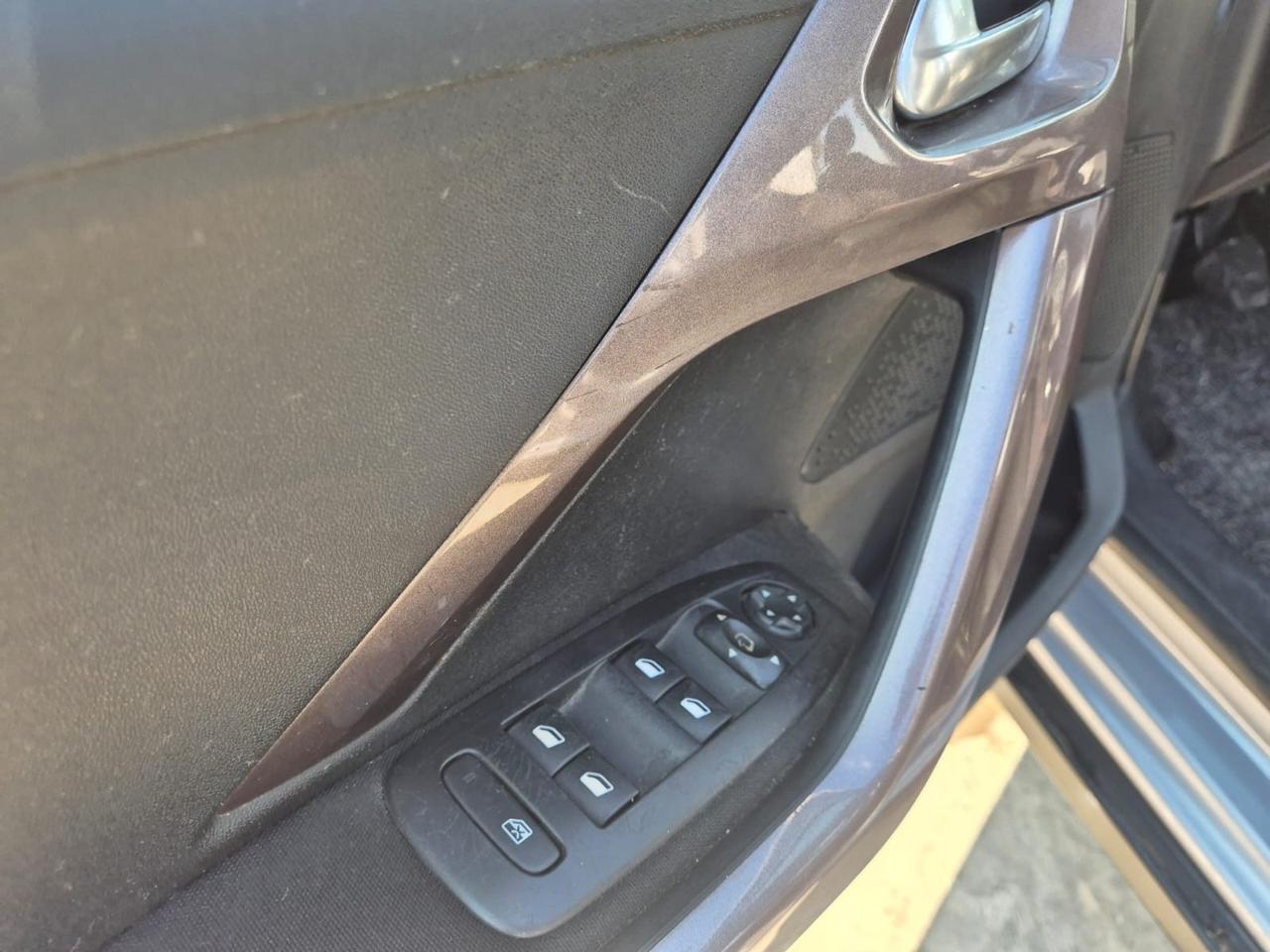Peugeot 2008 1.6 e-HDi 92 CV Stop&Start Active