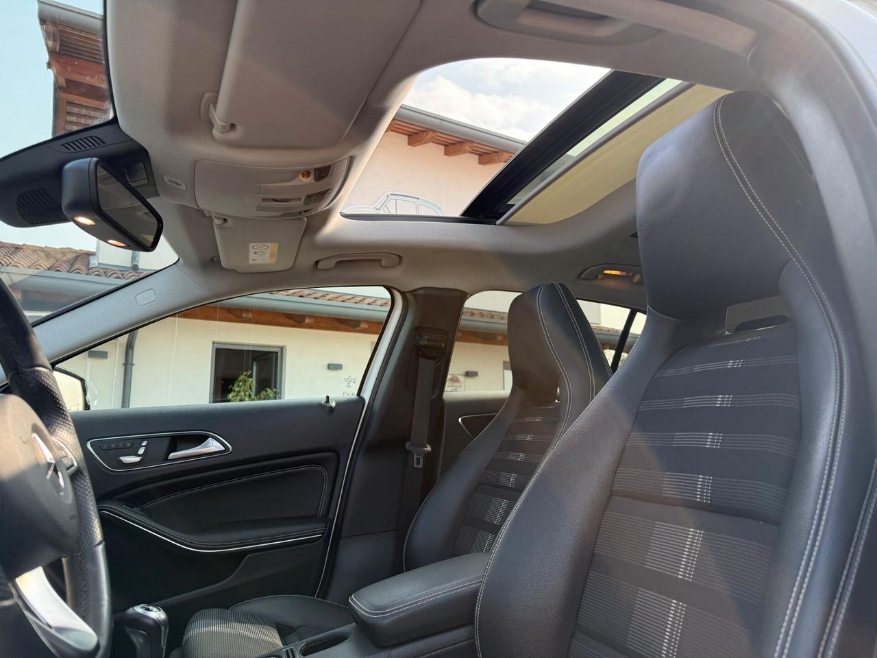 Mercedes-benz GLA 180 - Benzina - 129.000km