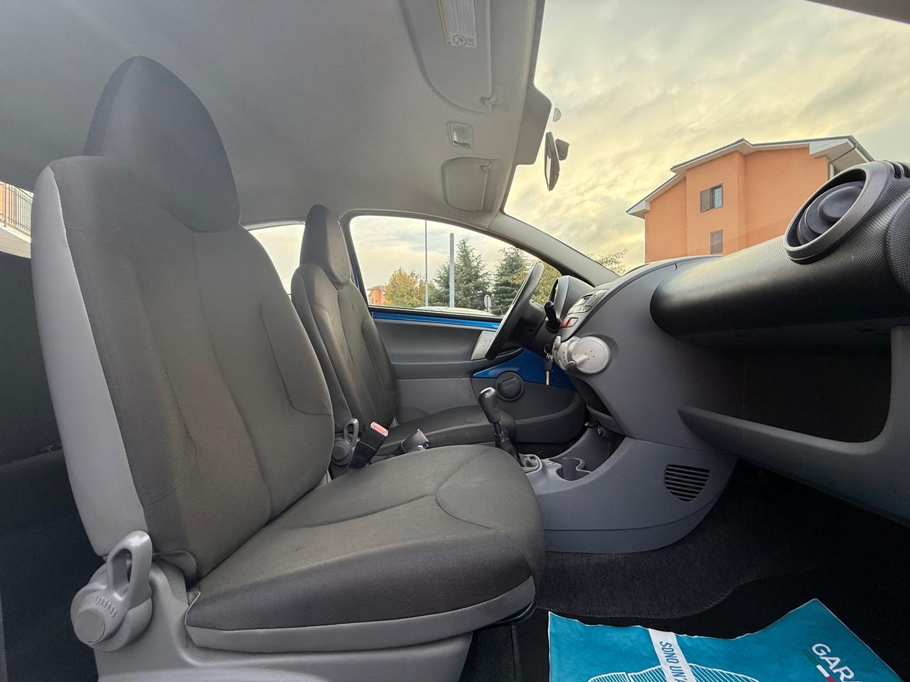 Toyota Aygo 1.0 12V VVT-i 3 porte Now Connect