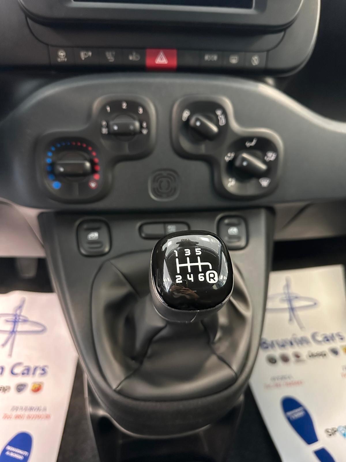 Fiat Panda CROSS 1.0 hybrid 2024 km 0 aziendale