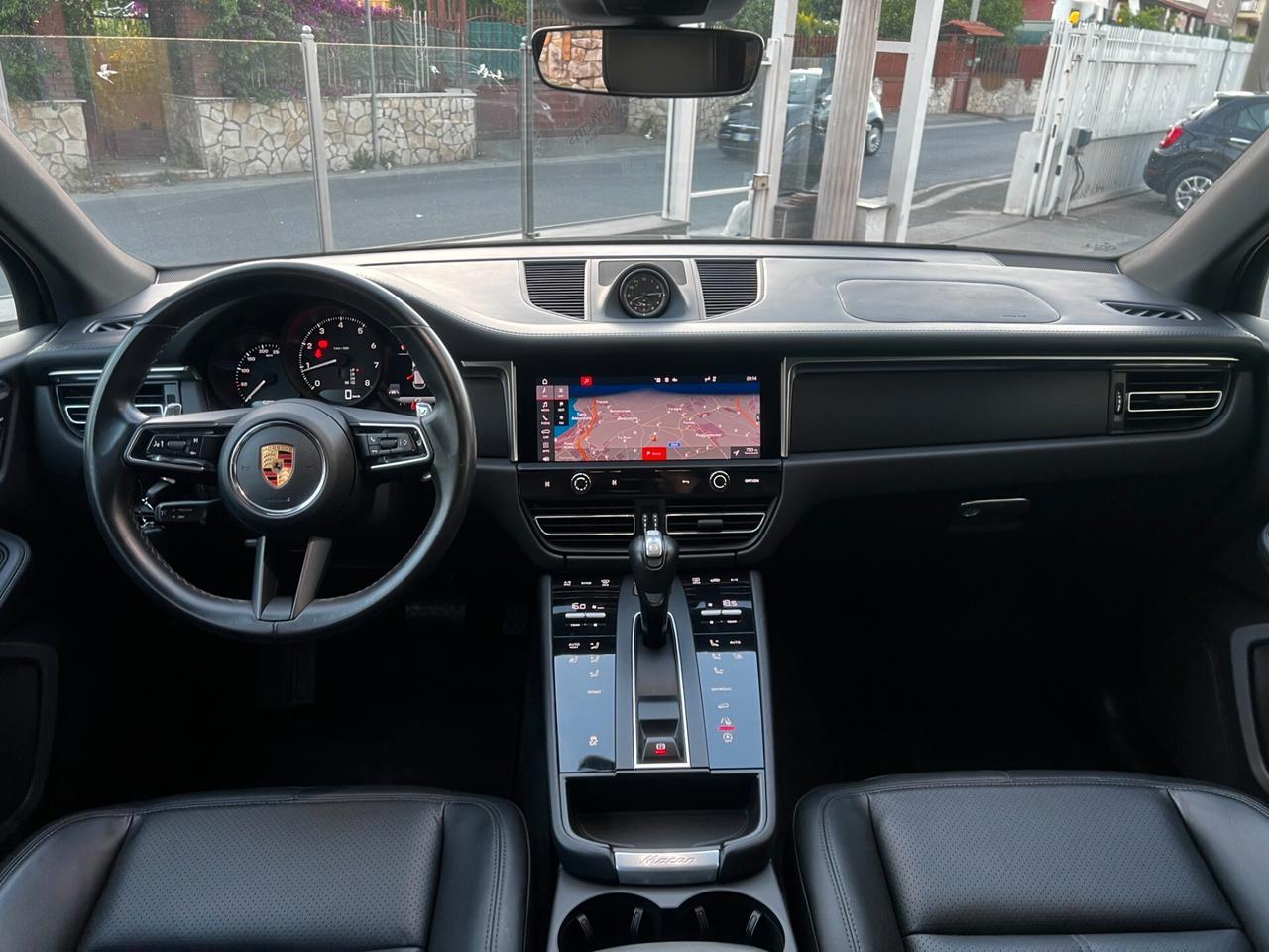 Porsche Macan 2.0 265- TOTAL BLACK-TETTO-2022