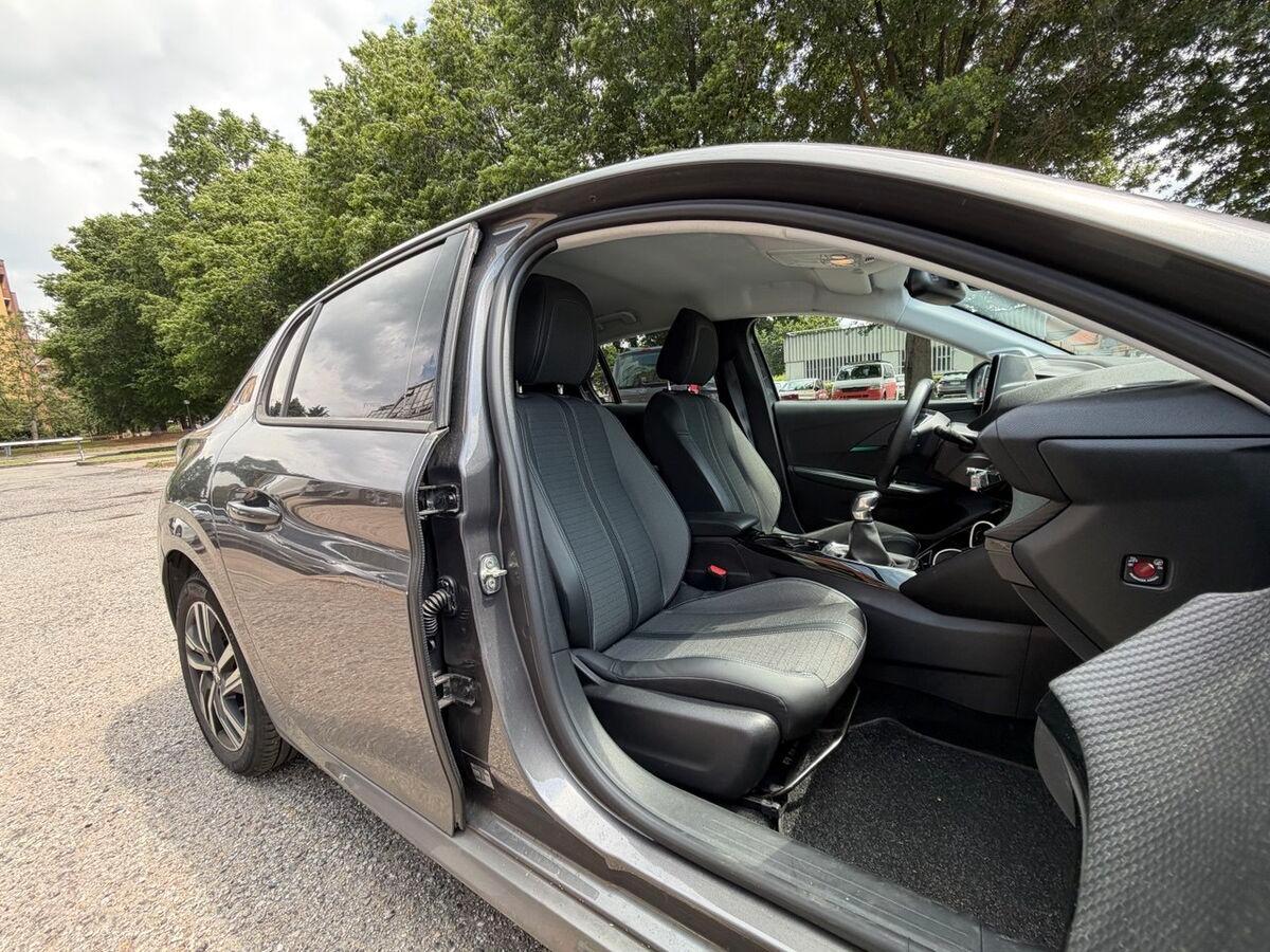 Peugeot 208 1.2 puretech Allure Pack s&s 75cv