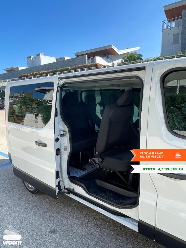 RENAULT Trafic 2.0 dCi 120CV DISABILI