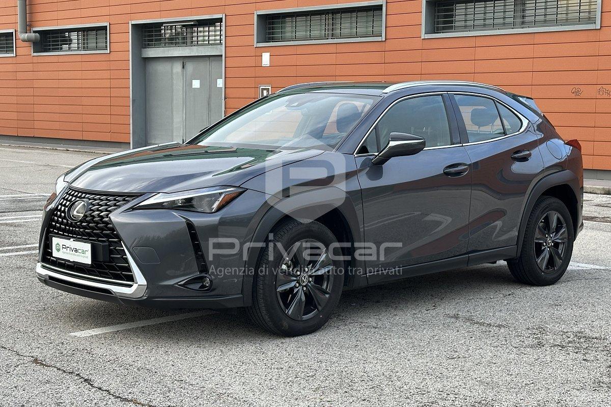 LEXUS UX Hybrid Urban