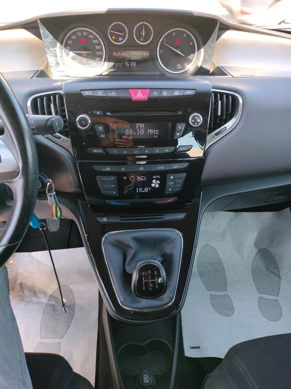 Lancia Ypsilon 1.3 MJT 16V 95 CV 5 porte S&S Platinum