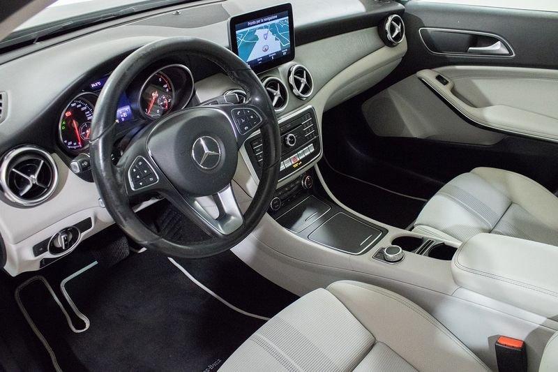 Mercedes-Benz GLA GLA 180 d Automatic Business