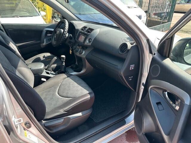 Toyota RAV 4 RAV4 Crossover 2.2 D-4D 150 CV DPF Exclusive