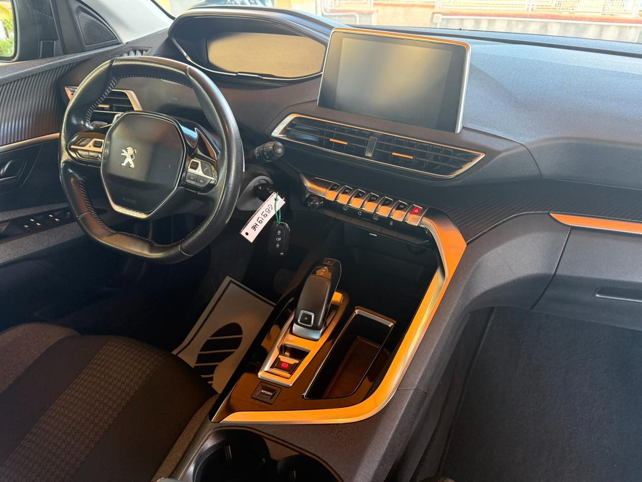Peugeot 3008 BlueHDi 130 S&S Business