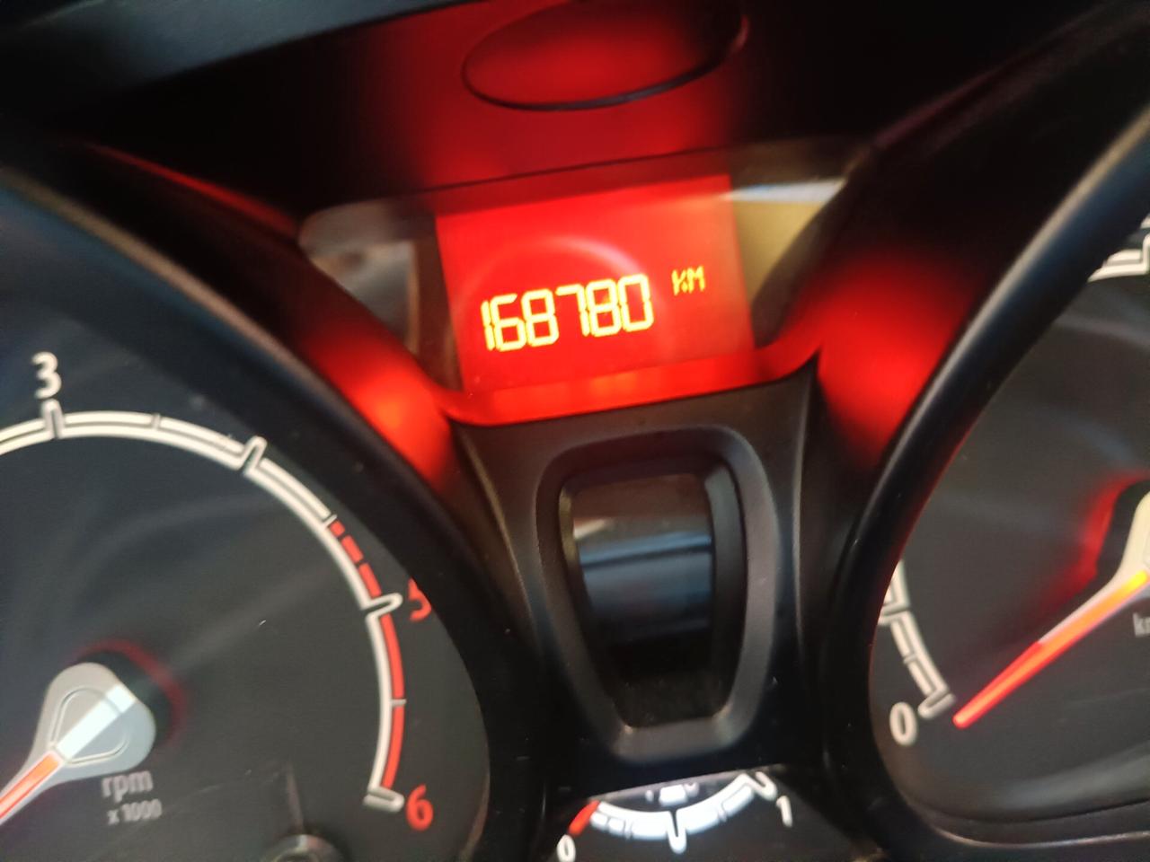 FORD FIESTA 1.4 TDCI 70 CV-NEOPATENTATI-Euro5490