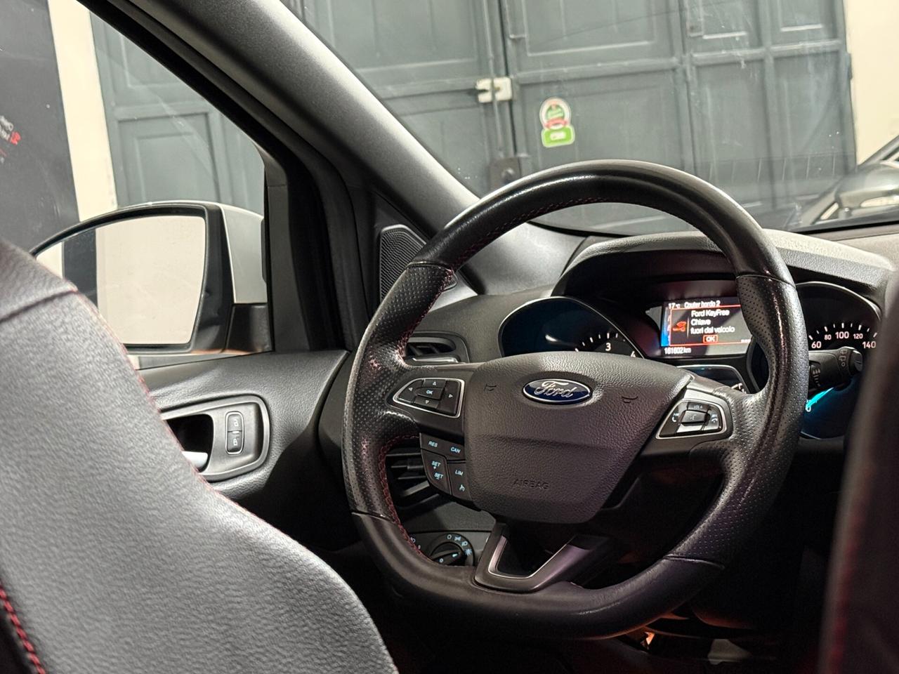 Ford Kuga 2.0 TDCI 120 ST-Line Tetto apribile