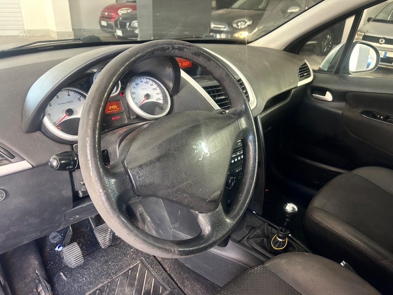 Peugeot 207 1.4 8V 75CV 5p. Energie Sport ECO GPL