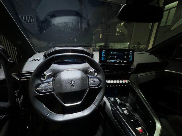 PEUGEOT 5008 BlueHDi 130 S&S EAT8 Allure Pack da?259,00 mensili