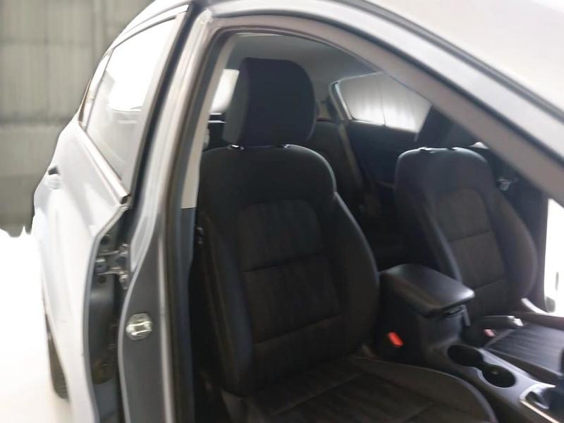 KIA SPORTAGE 1.6 CRDI MHYB 100 KW BUSINESS CLASS 2WD SUV