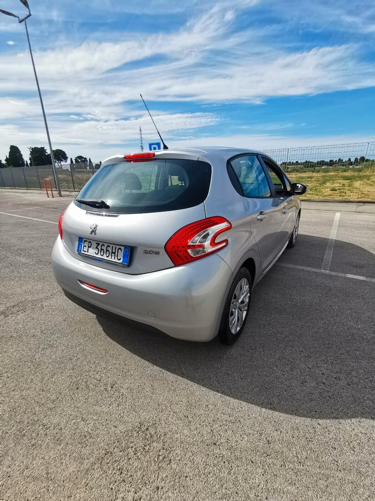 Peugeot 208 1.0 VTi 68 CV 5 porte Active - 2013