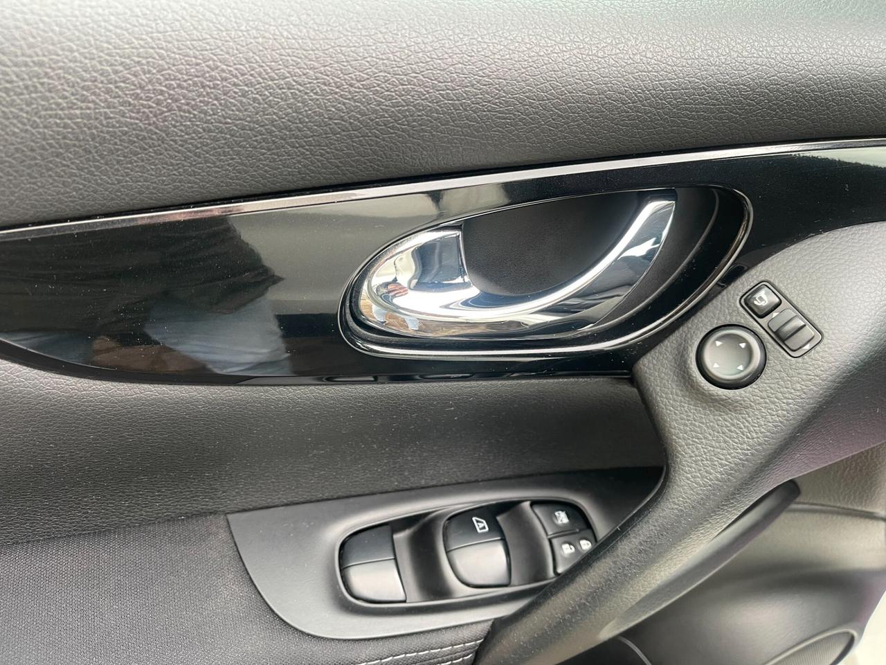 Nissan Qashqai 1.6 dCi 2WD Tekna NEO PATENTATI