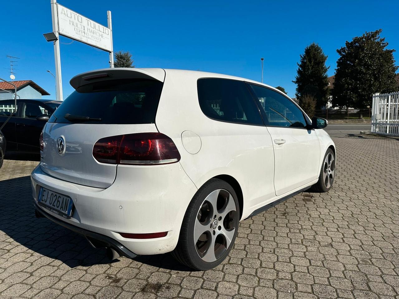 Volkswagen Golf GTI Golf 2.0 TSI 3p. GTI