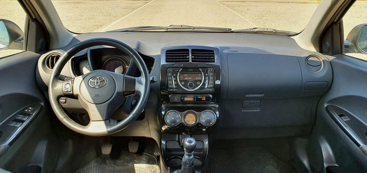 Toyota Urban Cruiser Urban Cruiser 1.4 D-4D AWD Lounge X