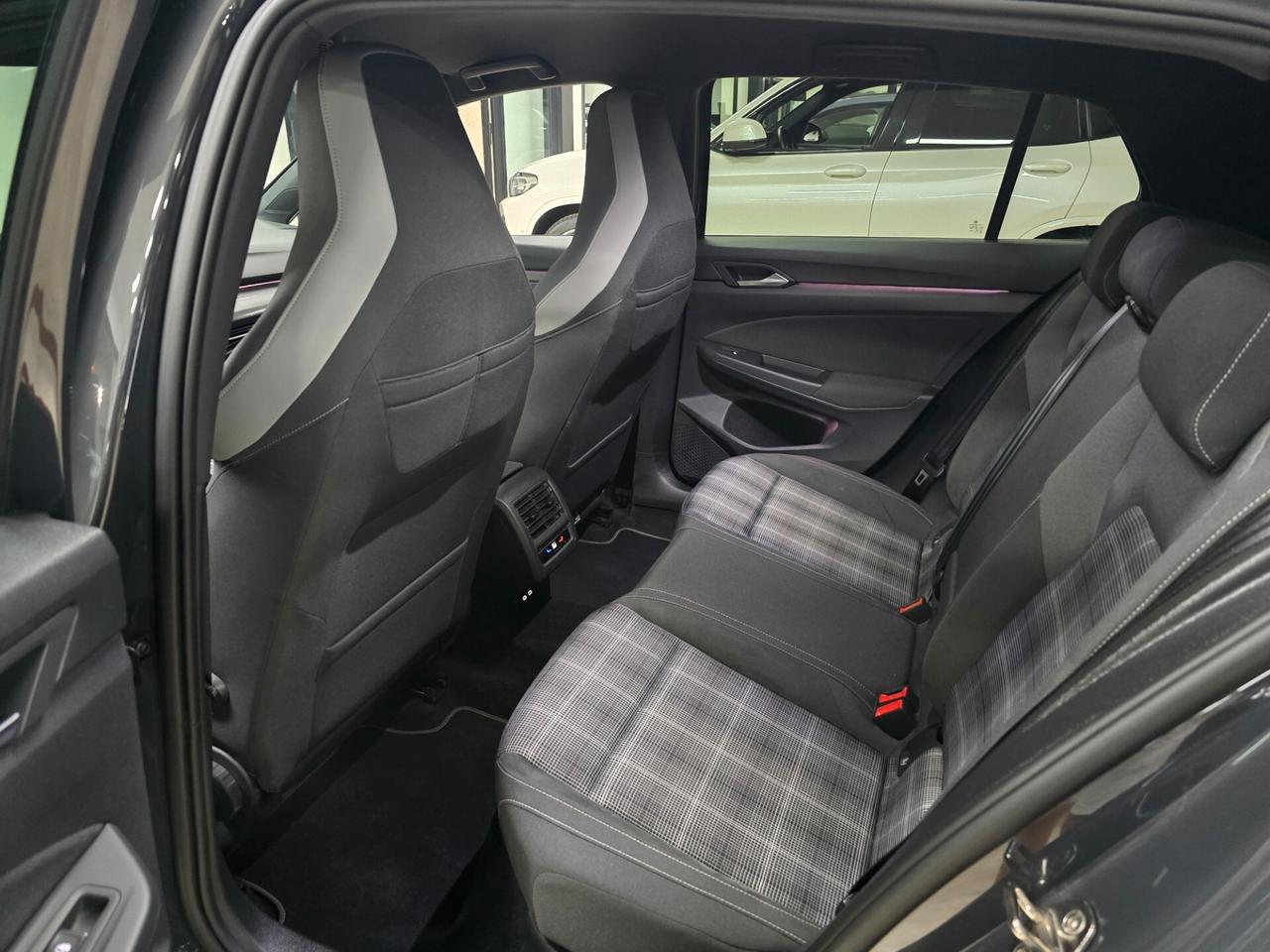 Volkswagen Golf 2.0 TDI GTD DSG