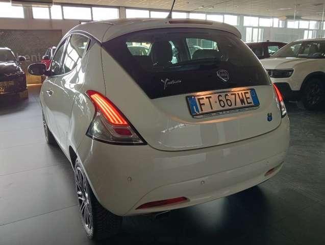 Lancia Ypsilon 1.2 69 CV 5 porte Gold