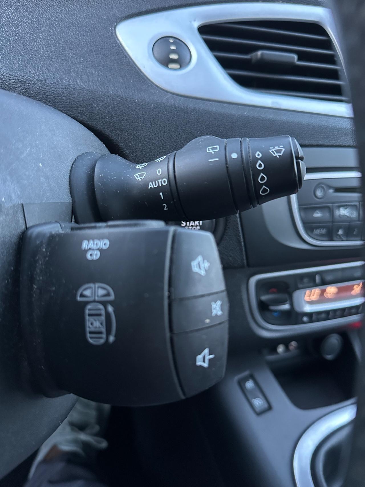 Renault Scenic Scénic X-Mod 1.5 dCi 110CV Luxe