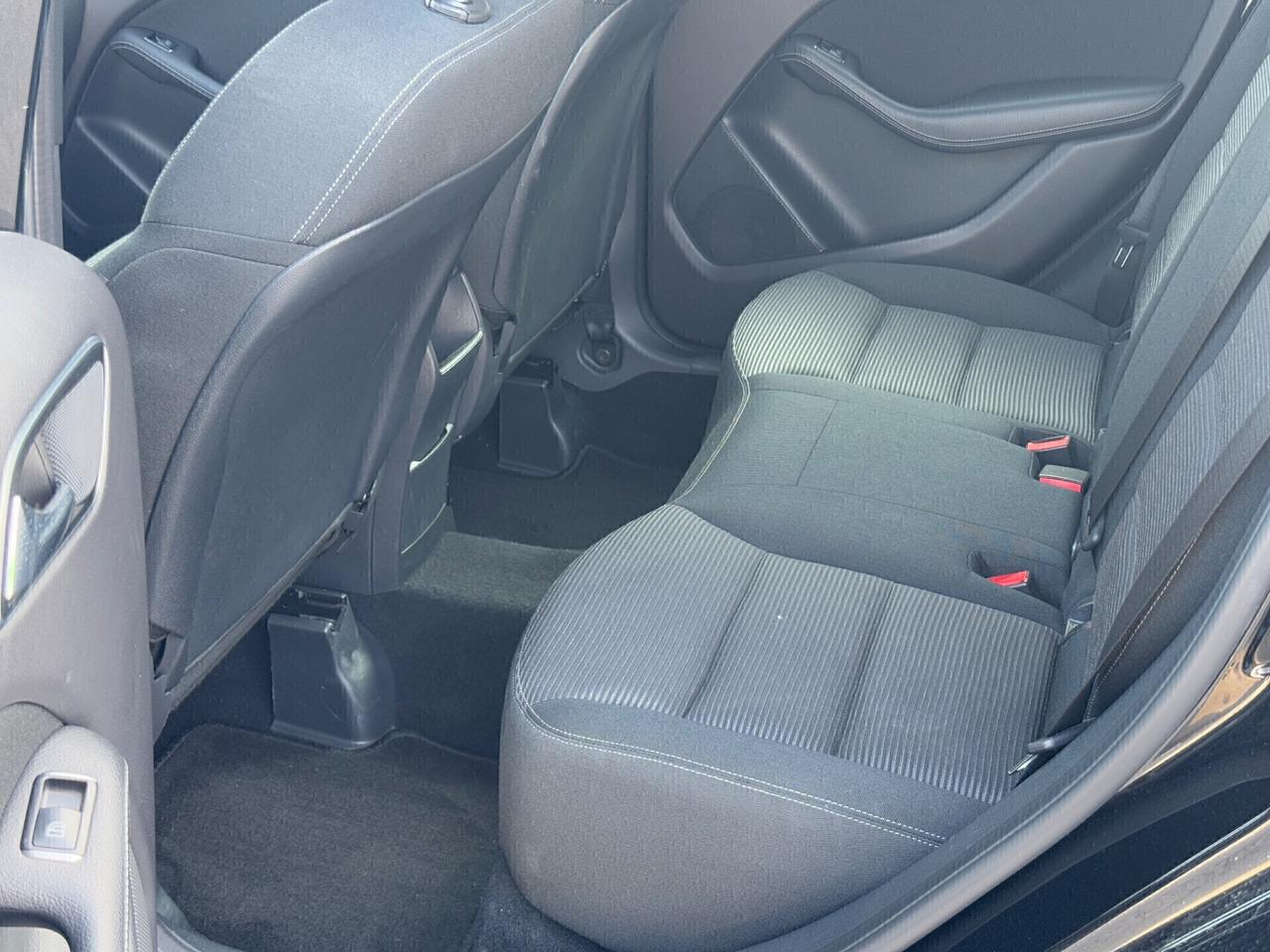 Mercedes-benz B 180 km 95.000 !