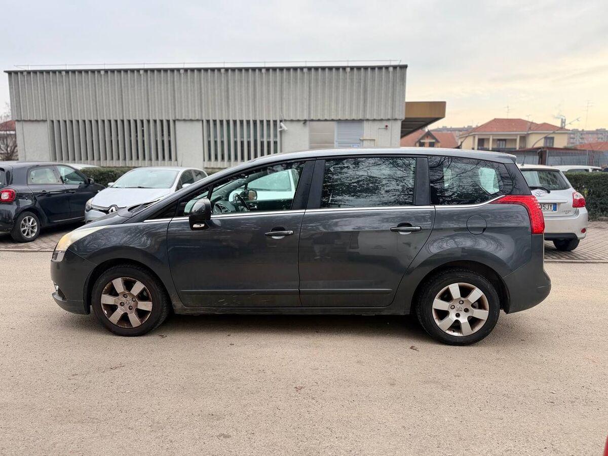 Peugeot 5008 1.6 thp 16v Active (tecno) 156cv